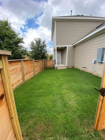 4802 Star Jasmine DR 115, Austin, TX 78723