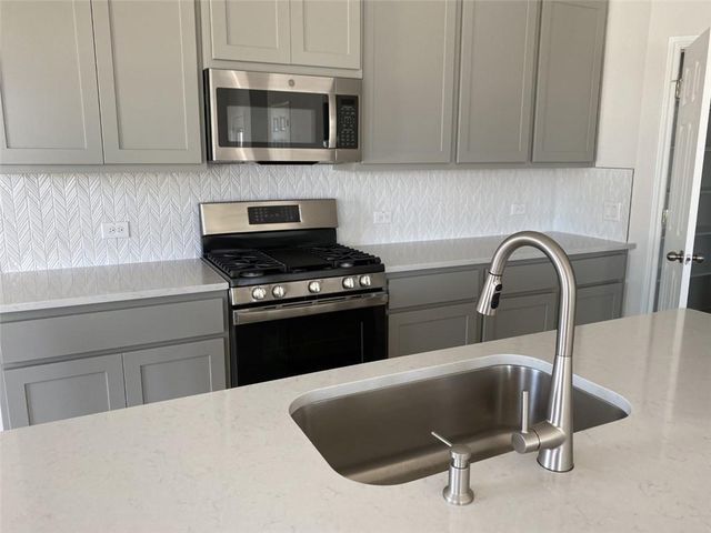 4802 Star Jasmine DR 115, Austin, TX 78723