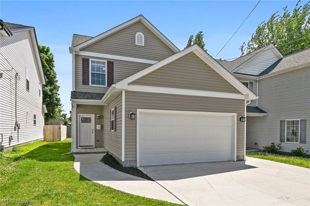 1121 Windermere Drive, Willoughby, OH 44094