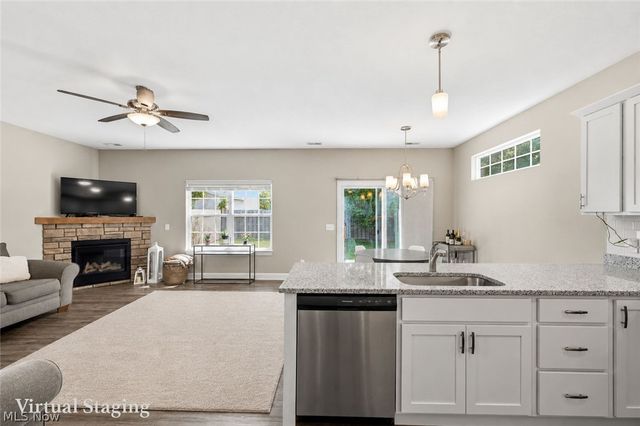 1121 Windermere Drive, Willoughby, OH 44094