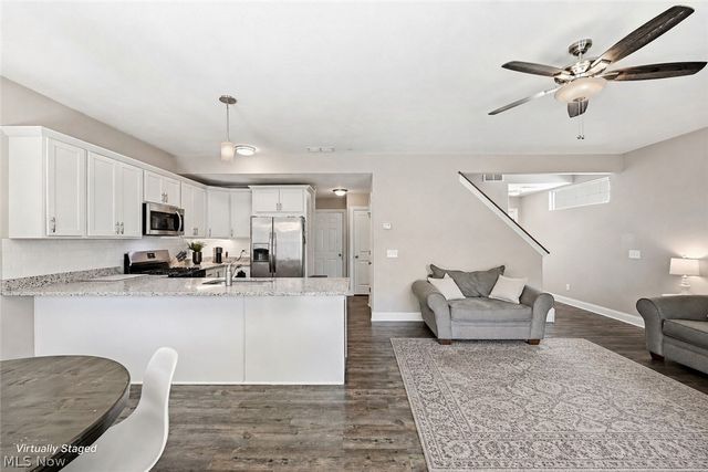 1121 Windermere Drive, Willoughby, OH 44094