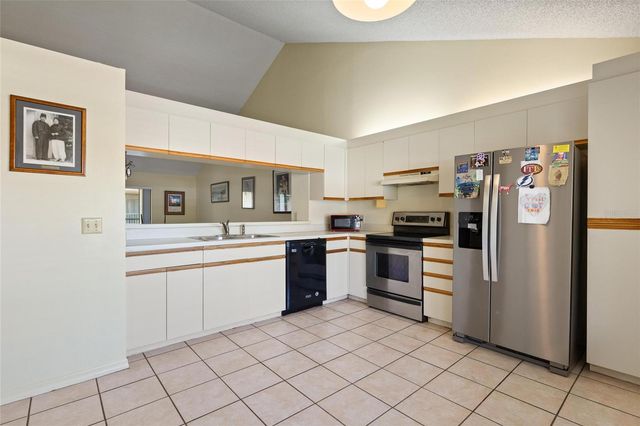 1801 E LAKE ROAD 4E, Palm Harbor, FL 34685
