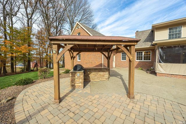 425 Schuetter Road, Jasper, IN 47546