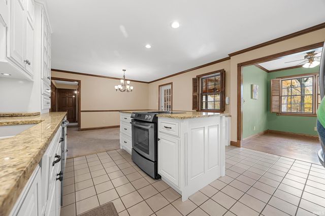 425 Schuetter Road, Jasper, IN 47546