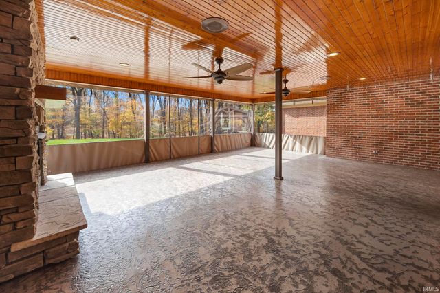 425 Schuetter Road, Jasper, IN 47546