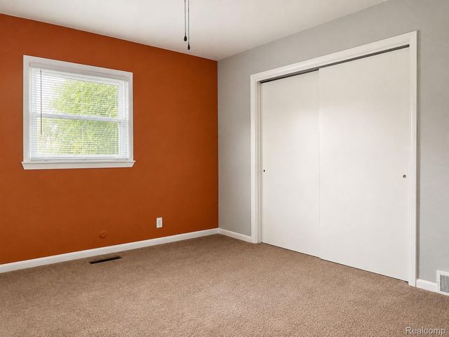 4108 Allen Court, Bay City, MI 48706
