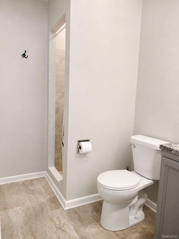 4108 Allen Court, Bay City, MI 48706