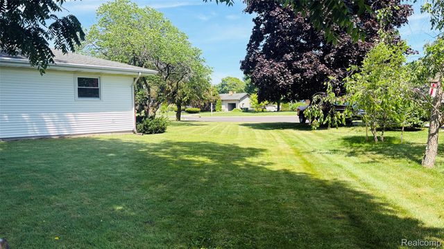 4108 Allen Court, Bay City, MI 48706