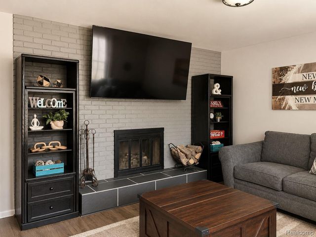 4108 Allen Court, Bay City, MI 48706