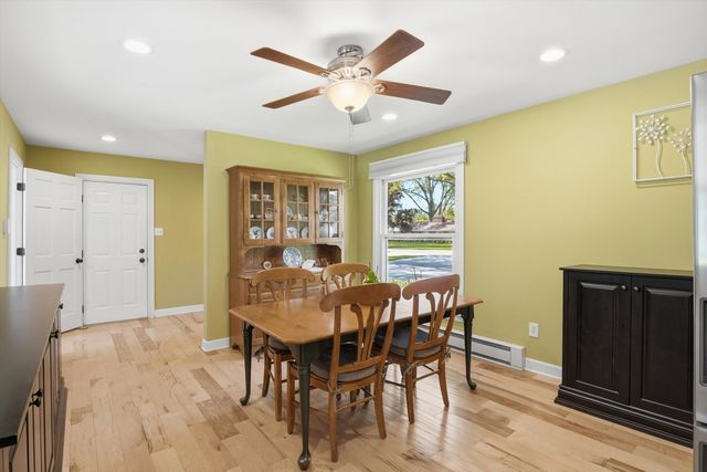 16195 Madoline Street, Beverly Hills Vllg, MI 48025