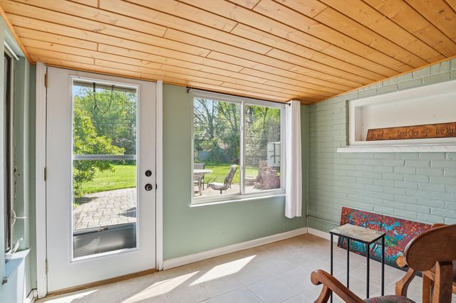 16195 Madoline Street, Beverly Hills Vllg, MI 48025