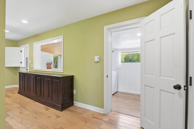 16195 Madoline Street, Beverly Hills Vllg, MI 48025