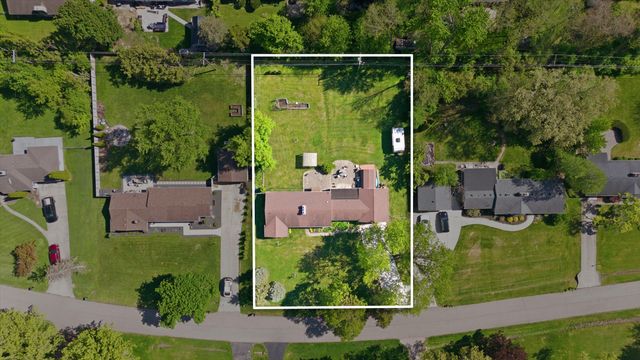 16195 Madoline Street, Beverly Hills Vllg, MI 48025
