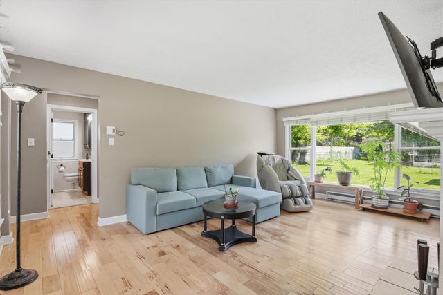 16195 Madoline Street, Beverly Hills Vllg, MI 48025