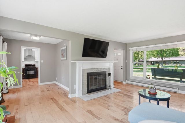 16195 Madoline Street, Beverly Hills Vllg, MI 48025