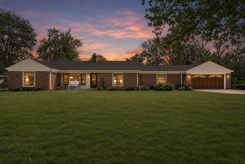 16195 Madoline Street, Beverly Hills Vllg, MI 48025