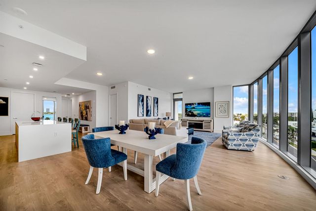 220 Lake Shore Drive 502, Lake Park, FL 33403