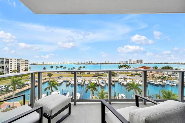 220 Lake Shore Drive 502, Lake Park, FL 33403