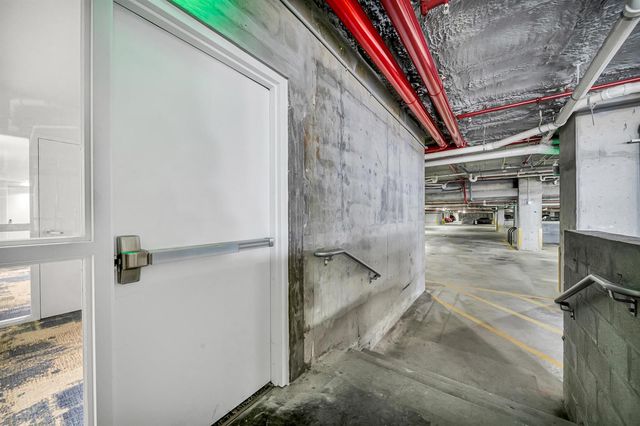 220 Lake Shore Drive 502, Lake Park, FL 33403