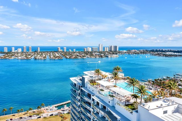 220 Lake Shore Drive 502, Lake Park, FL 33403