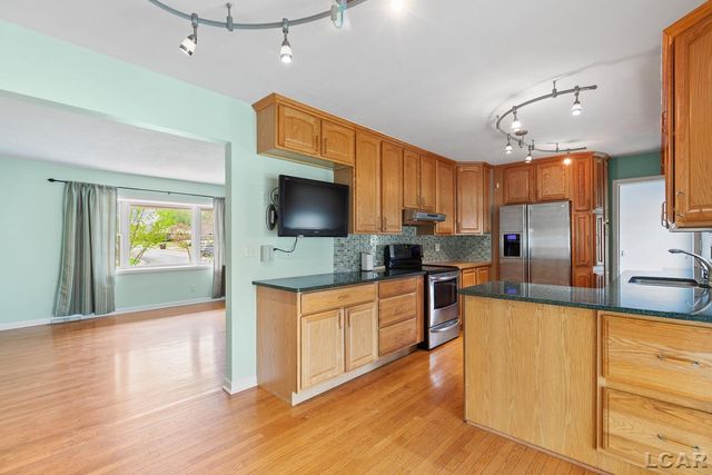 331 Anthony Court, Adrian, MI 49221