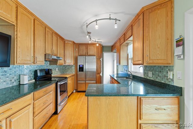 331 Anthony Court, Adrian, MI 49221