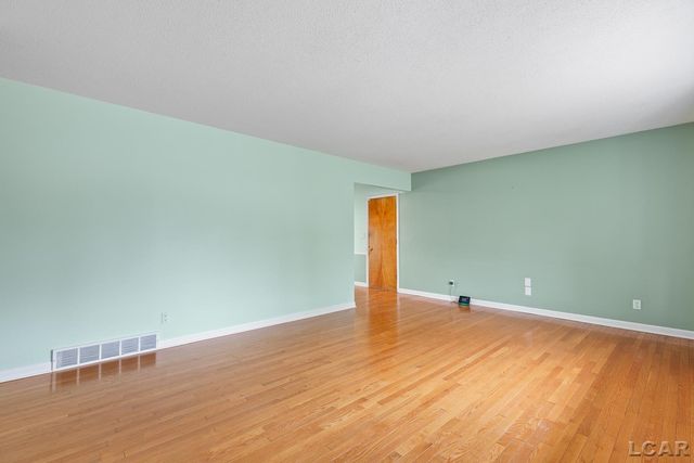 331 Anthony Court, Adrian, MI 49221