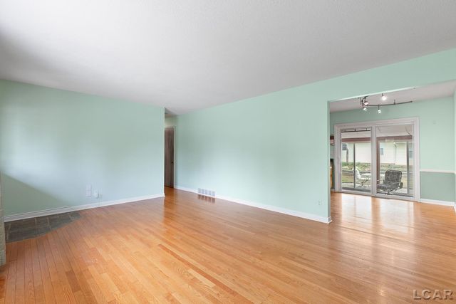 331 Anthony Court, Adrian, MI 49221