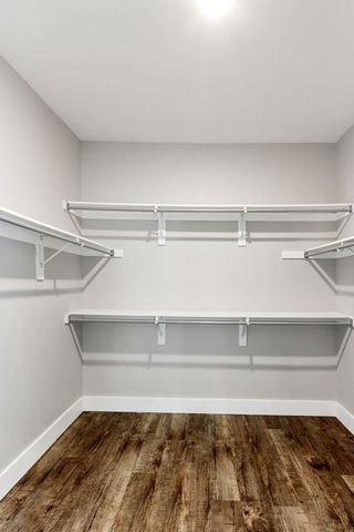 210 Deer Creek Ln, Tullahoma, TN 37388