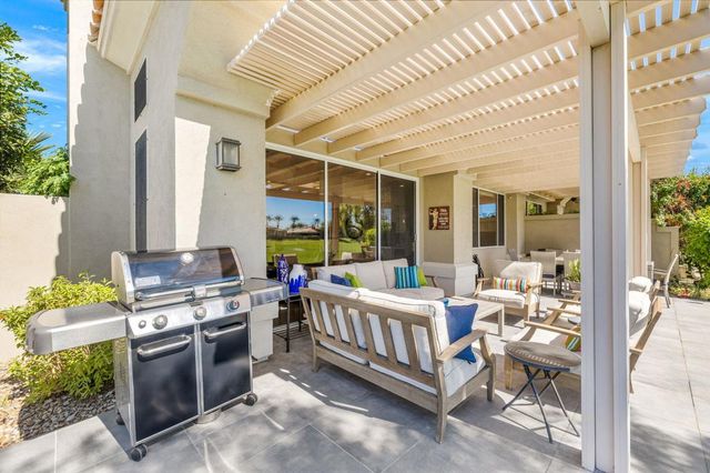 745 Box Canyon Trail, Palm Desert, CA 92211