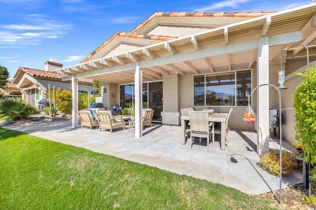 745 Box Canyon Trail, Palm Desert, CA 92211