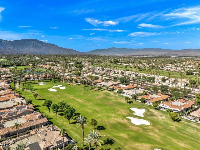 745 Box Canyon Trail, Palm Desert, CA 92211