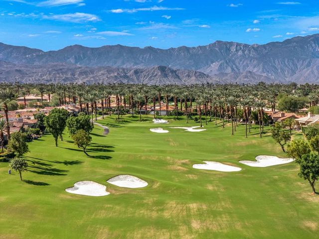 745 Box Canyon Trail, Palm Desert, CA 92211