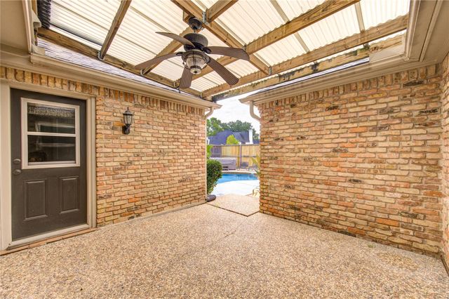 15739 Fleetwood Oaks Drive, Houston, TX 77079