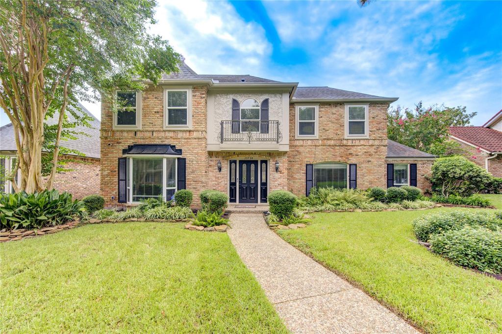15739 Fleetwood Oaks Drive, Houston, TX 77079
