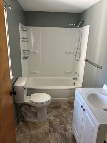 556 Bonniebrook Road, Summit Twp, PA 16002