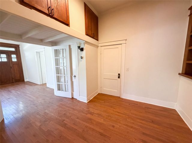 3919 Houston Street, Greenville, TX 75401