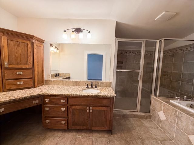 3919 Houston Street, Greenville, TX 75401