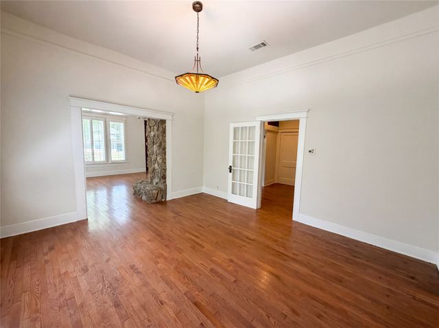 3919 Houston Street, Greenville, TX 75401
