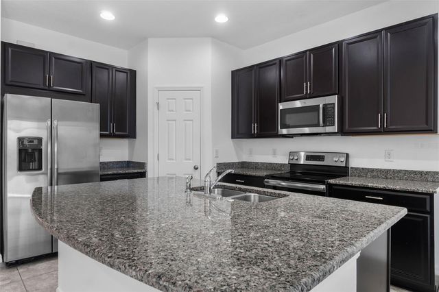 7046 GRAND ELM DRIVE, Riverview, FL 33578