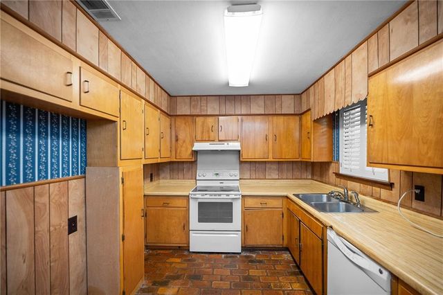 7926 Ridge Road, Saraland, AL 36571
