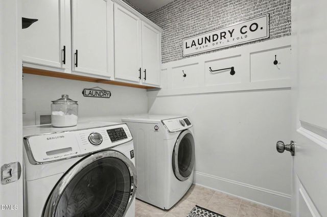 301 Harmony Creek Place, Apex, NC 27539