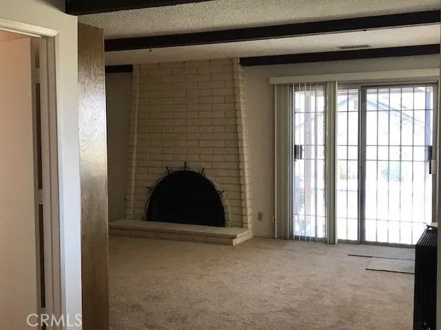 17787 Siskiyou Road, Apple Valley, CA 92307