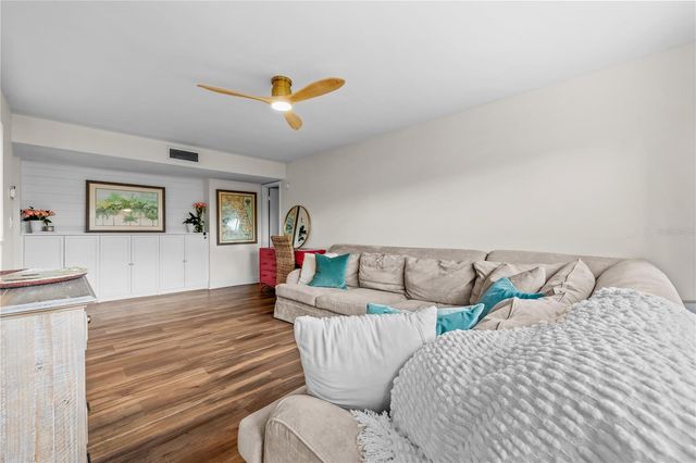 782 VILLAGE LAKE TERRACE N 103, St Petersburg, FL 33716