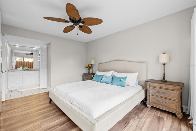 782 VILLAGE LAKE TERRACE N 103, St Petersburg, FL 33716