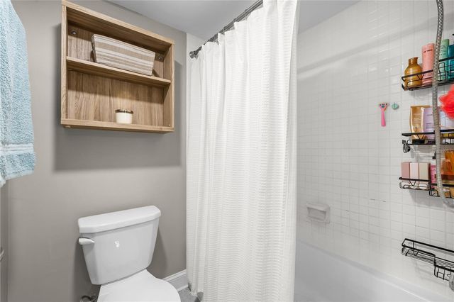 782 VILLAGE LAKE TERRACE N 103, St Petersburg, FL 33716