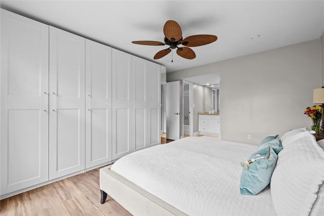 782 VILLAGE LAKE TERRACE N 103, St Petersburg, FL 33716