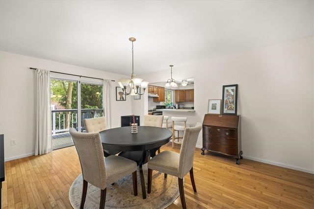 2 Lafayette Drive, Bristol, RI 02809