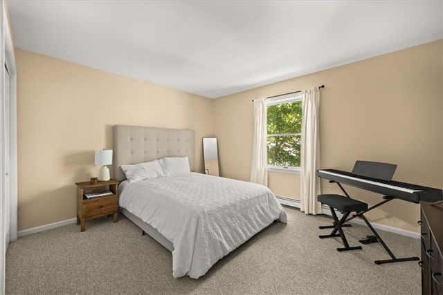 2 Lafayette Drive, Bristol, RI 02809