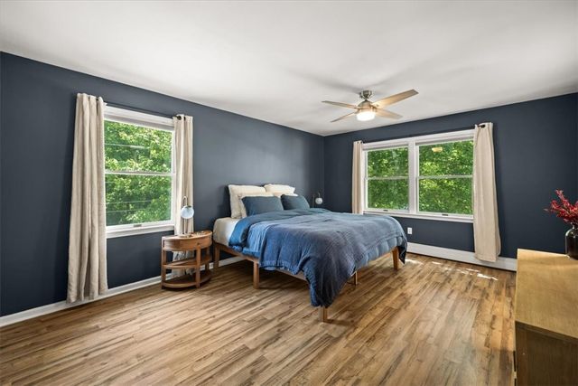 2 Lafayette Drive, Bristol, RI 02809